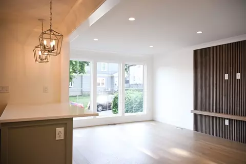 Living - 10 Ashwood St, Worcester, MA 01604 photo 4 of 4