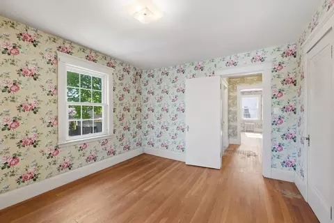 Bedroom - 9 Cedar St, Marblehead, MA 01945 photo 3 of 6
