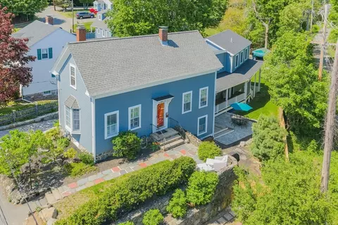27 Maverick St, Marblehead, MA 01945