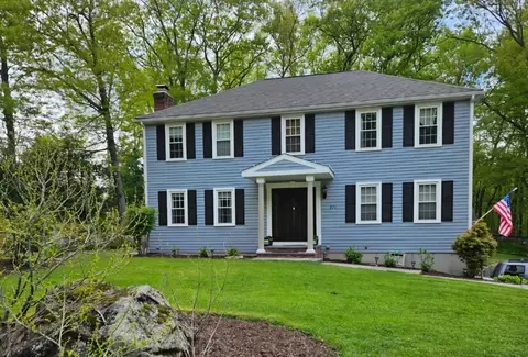 271 Cliff Dr, North Attleboro, MA 02760