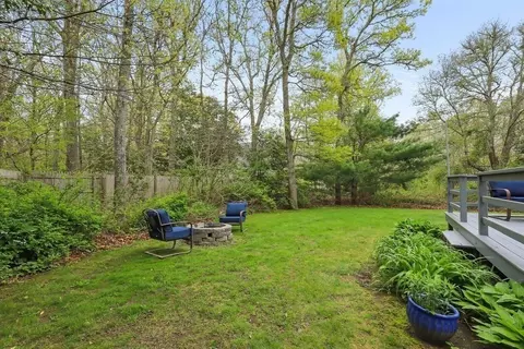 Exterior - 5 Deerfield Rd, Mashpee, MA 02649 photo 6 of 12
