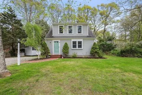Exterior - 5 Deerfield Rd, Mashpee, MA 02649 photo 2 of 12