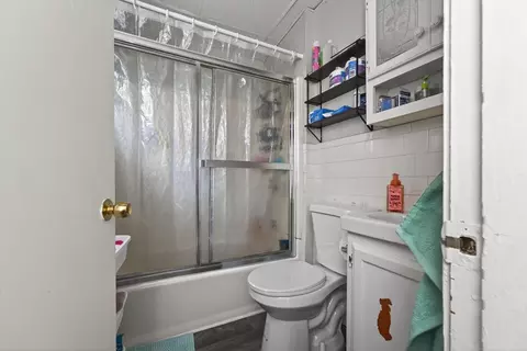 Bath - 96 John St, Fall River, MA 02721 photo 4 of 4