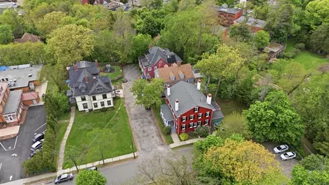 View/Area - 48 Madison Ave, Springfield, MA 01105 photo 4 of 5