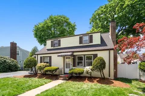 21 Rose Dr, Newton, MA 02465