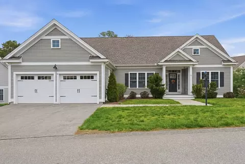 11 Summersweet Cir #11, Plymouth, MA 02360
