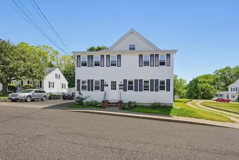 26 Mccarthy St, Franklin, MA 02038 photo 2