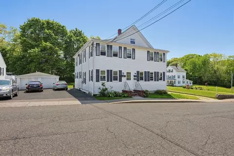 26 Mccarthy St, Franklin, MA 02038