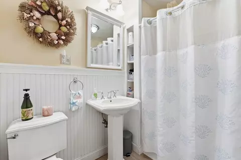 114 Maplewood Ter, Springfield, MA 01108 photo 33