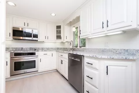 12 Charlesgate Rd, Walpole, MA 02081 photo 3