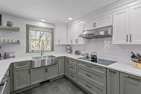 174 Millville Rd, Mendon, MA 01756 photo 7