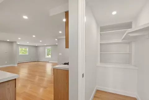 Entry Way - 5 Brooks Rd # R, Gloucester, MA 01930 photo 1 of 2