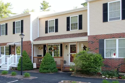 42 Ridge Dr #42, Middleboro, MA 02346
