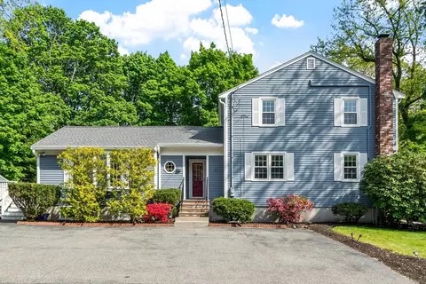 155 Reed St, Lexington, MA 02421