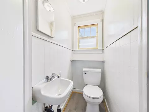 5 Barber St, Springfield, MA 01109 photo 18