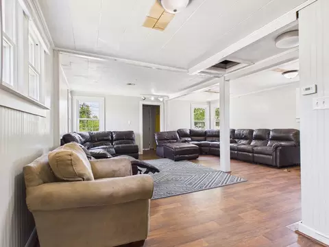 5 Barber St, Springfield, MA 01109 photo 16