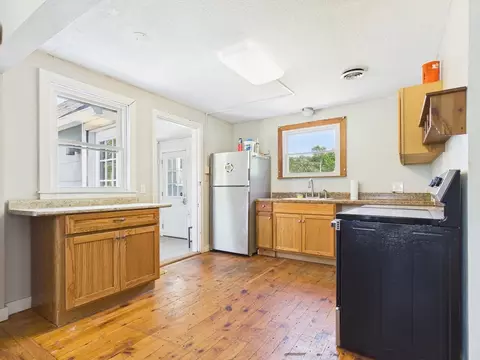 5 Barber St, Springfield, MA 01109 photo 22