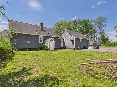 5 Barber St, Springfield, MA 01109 photo 12