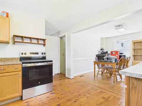 5 Barber St, Springfield, MA 01109 photo 21