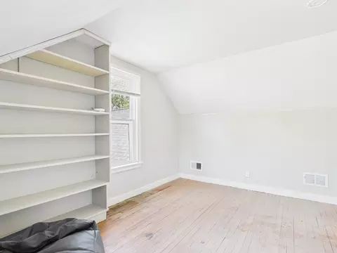 5 Barber St, Springfield, MA 01109 photo 36