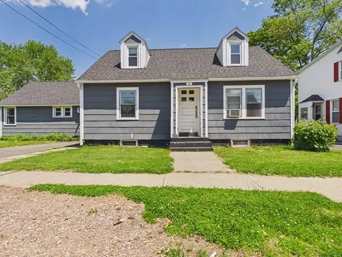 5 Barber St, Springfield, MA 01109 photo 7