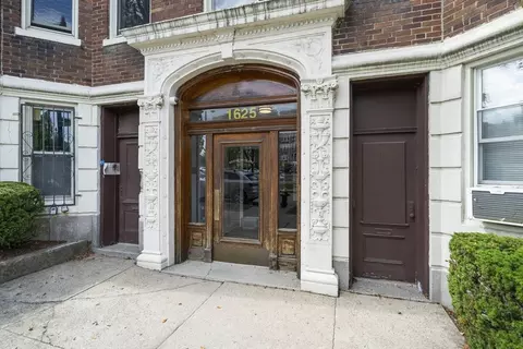 1625 Commonwealth Ave #18, Boston, MA 02135