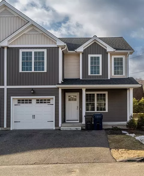 110 Lockhouse Rd #I, Westfield, MA 01085