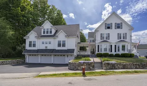 30 Orchard St, Amesbury, MA 01913