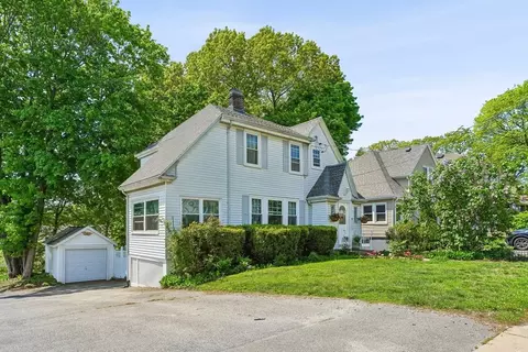82 Needham St, Dedham, MA 02026 photo 2