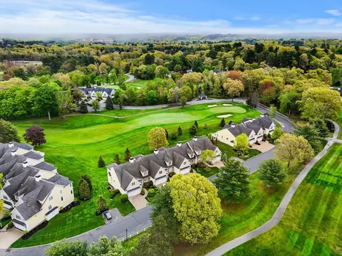 9 Muirfield Cir #9, Andover, MA 01810