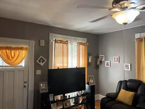 Living - 139 Tiffany St, Springfield, MA 01108 photo 1 of 2