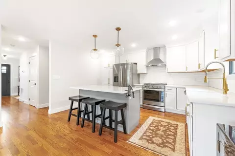 8 N Pleasant St #8, Natick, MA 01760