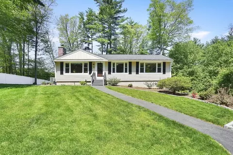 33 Sessions Dr, Hampden, MA 01036