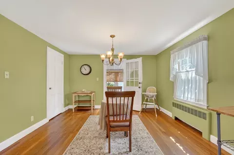 Dining - 490 Webster St, Needham, MA 02494 photo 4 of 7