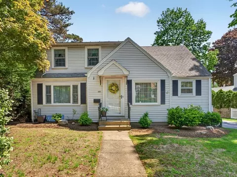 Exterior - 490 Webster St, Needham, MA 02494 photo 1 of 6