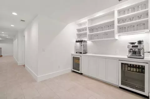 Entry Way - 4 Wilsons Way, Dover, MA 02030 photo 3 of 3