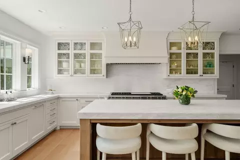 Kitchen - 4 Wilsons Way, Dover, MA 02030 photo 2 of 4