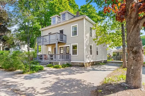 7 Winter St #D, Amesbury, MA 01913