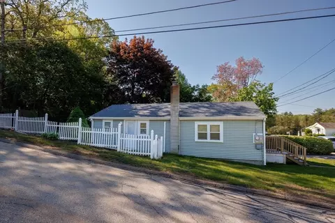 Exterior - 8 Freeman Ave, Webster, MA 01570 photo 3 of 10
