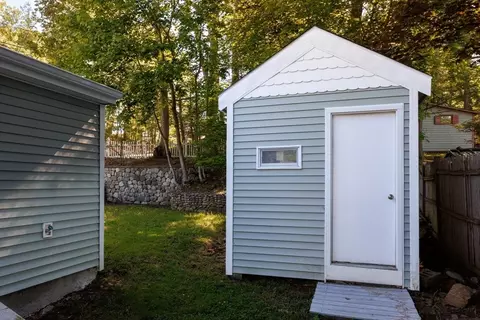 Exterior - 8 Freeman Ave, Webster, MA 01570 photo 9 of 10