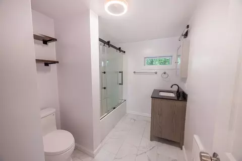 Bath - 8 Freeman Ave, Webster, MA 01570 photo 1 of 1