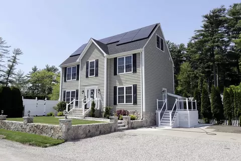 Exterior - 17 David St, Acushnet, MA 02743 photo 2 of 7