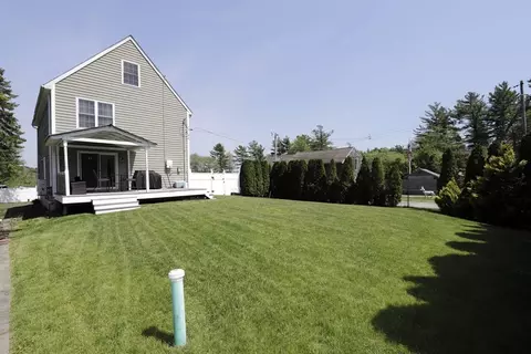 Exterior - 17 David St, Acushnet, MA 02743 photo 5 of 7