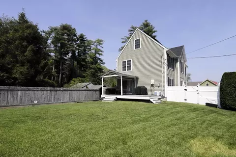 Exterior - 17 David St, Acushnet, MA 02743 photo 4 of 7