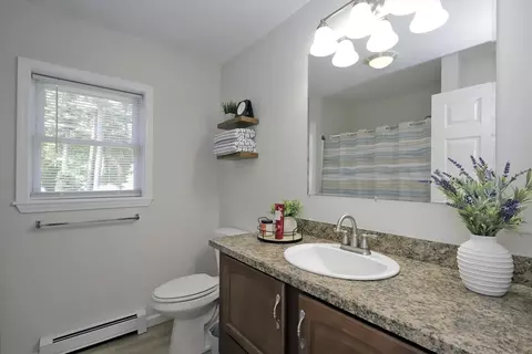 Bath - 17 David St, Acushnet, MA 02743 photo 2 of 4