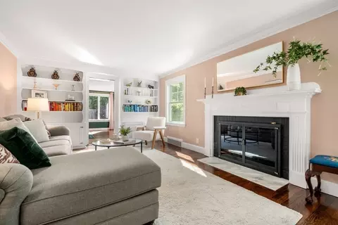 52 Beaufort Ave, Needham, MA 02492 photo 7