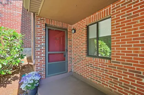 38 Highwood Dr #38, Franklin, MA 02038