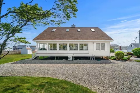 14 16th St, Salisbury, MA 01952 photo 8