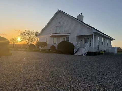 14 16th St, Salisbury, MA 01952 photo 6