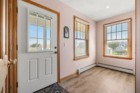 14 16th St, Salisbury, MA 01952 photo 9